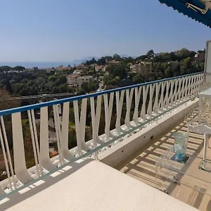  Apartment Vue